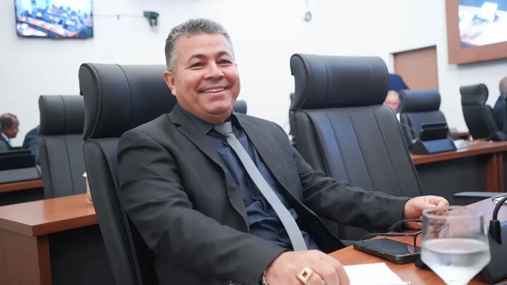 Vereador Folha preside comissão de finanças que autorizou PCCS da Guarda Metropolitana de Palmas