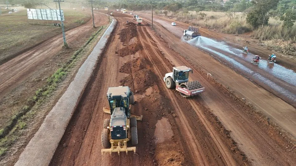 Obras de requalificação da Av. Siqueira Campos estão em ritmo acelerado na região sul de Palmas