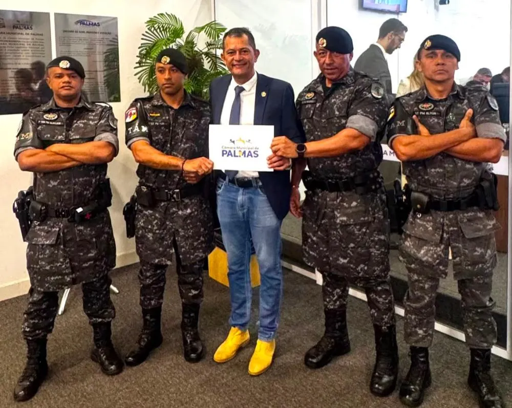 Vereador Zé Branquim apresenta Voto de Congratulação a policial militar que salvou vítima de grave acidente na BR-010