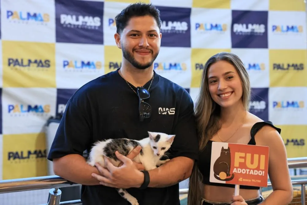 Feira Me Adota promove adoção responsável e serviços gratuitos neste sábado
