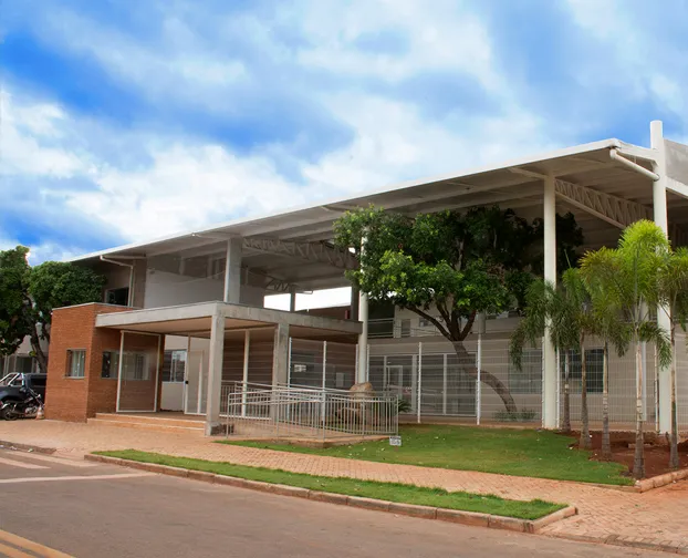 A estrutura foi considerada adequada para atender às necessidades da rede municipal, permitindo a implantação de uma nova unidade de ensino em uma região estratégica da Capital.