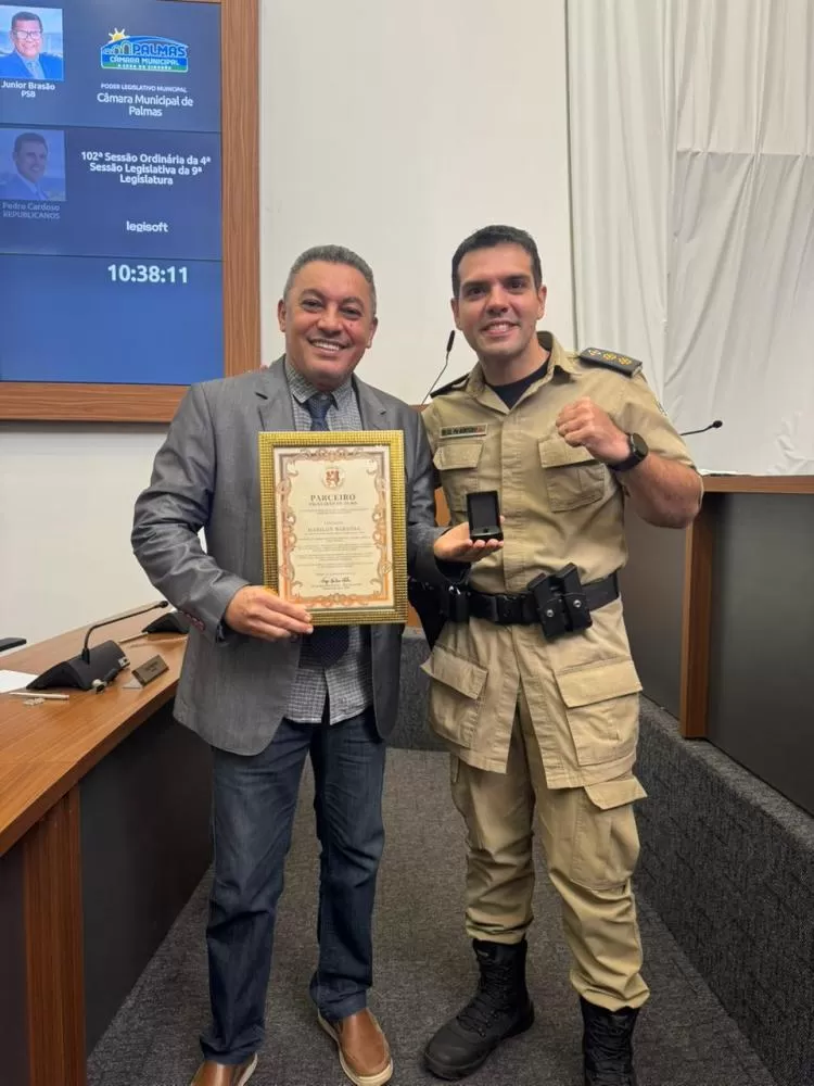 Vereador Marilon Barbosa recebe reconhecimento do 1º Batalhão da PM por parceria com a instituição