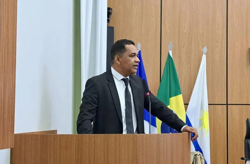 Vereador Waldson da Agesp solicita manutenção da iluminação pública na Quadra T-24 do Jardim Taquari