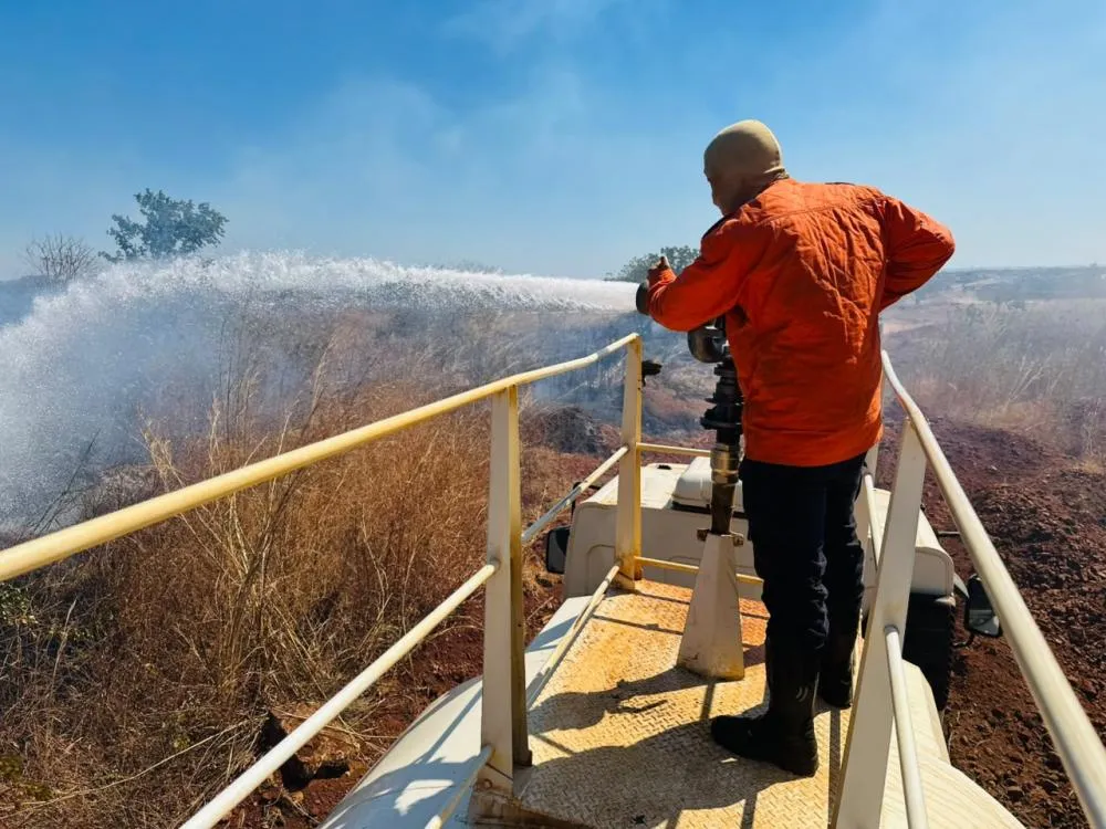 Incêndios de grandes proporções atingiram margens da BR-010 e regiões de serra. Foto: Divulgação Defesa Civil Municipal