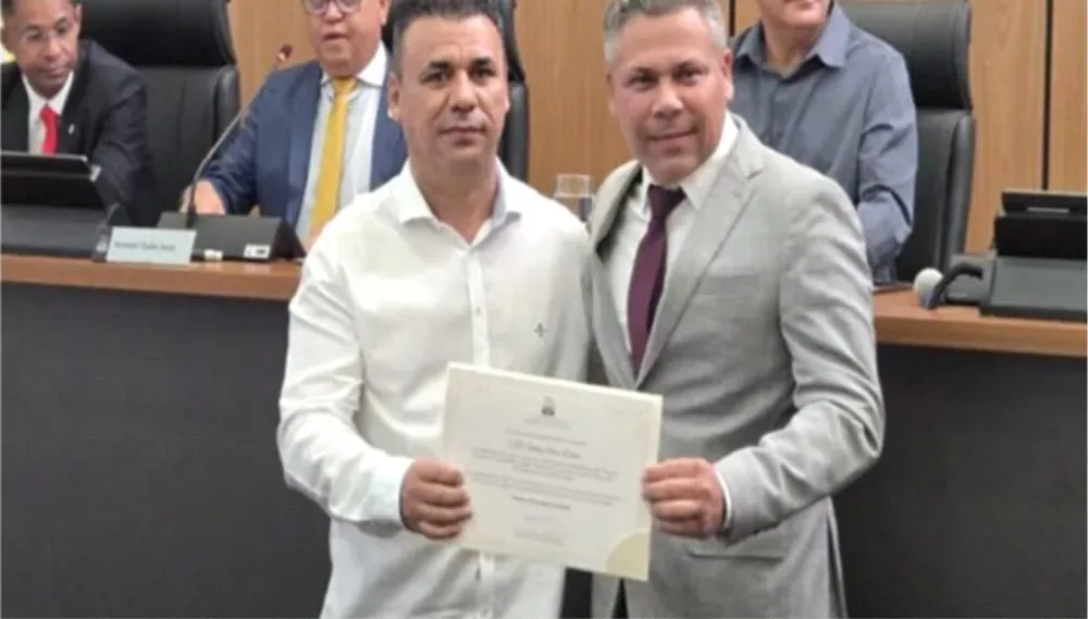 Vereador Alex Mascarenhas participa de sessão solene em homenagem a pioneiros do 22º Batalhão de Infantaria