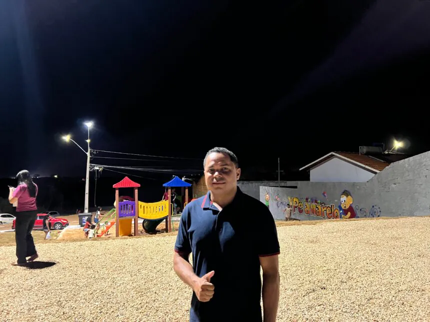 Vereador Josmundo participa da entrega de duas praças no Jardim dos Ipês e no Jardim Aureny IV