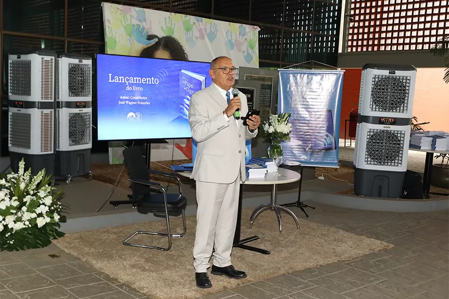 “TCETO do Papel ao Digital”: Conselheiro decano lança obra sobre a transformação digital da Corte