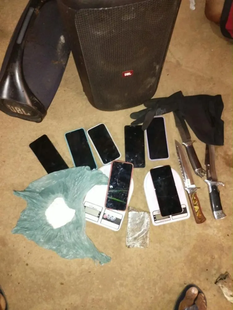 Celulares e demais produtos apreendidos durante a ação policial.Foto: Polícia Civil do Tocantins 