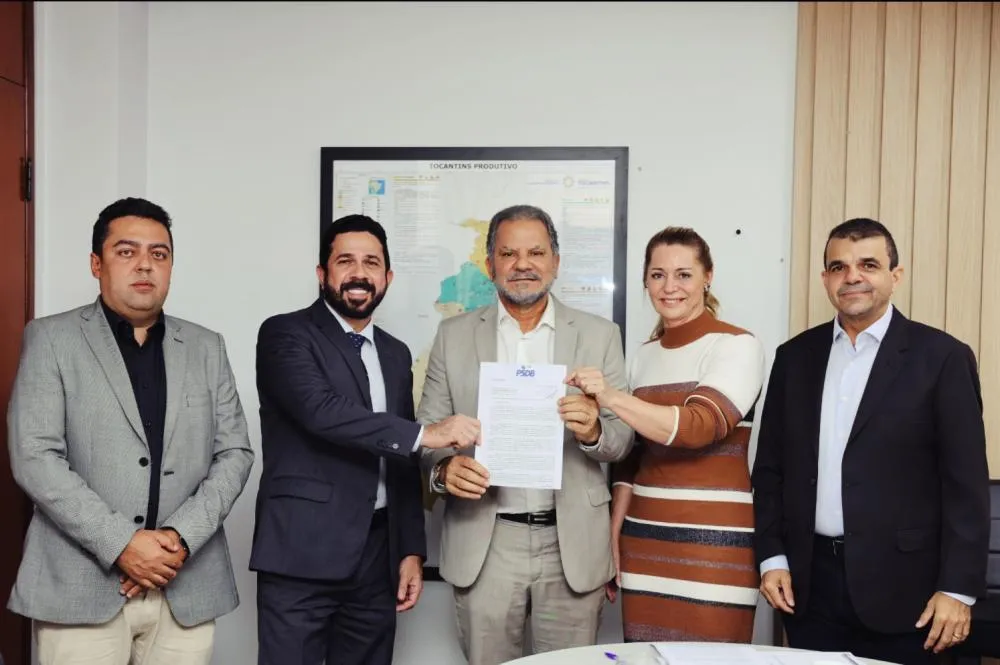 Vicentinho dá início à transição de governo com entrega oficial de equipe ao Estado