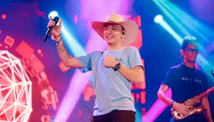 Cinthia Ribeiro tenta barrar show em Taquaralto a menos de 72 horas do evento