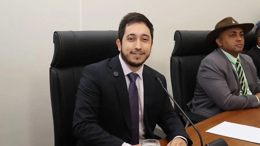 Vereador Thiago Borges solicita à Prefeitura de Palmas melhorias no asfalto das quadras 403 e 504 Sul