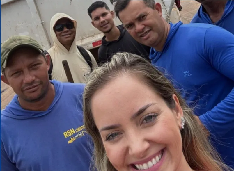 Vereadora MaryCats fiscaliza manutenção da Avenida NS-15 e agradece Secretaria de Infraestrutura