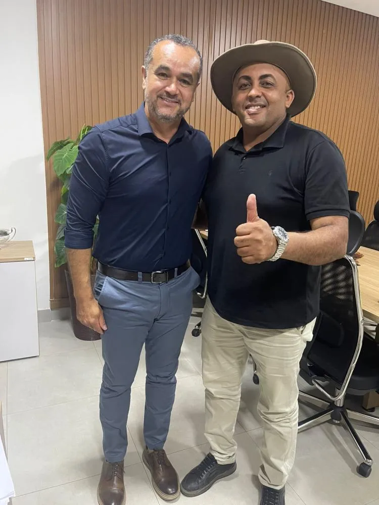 Vereador Dian Carlos visita secretário de infraestrutura e apresenta demandas para melhorias da Capital