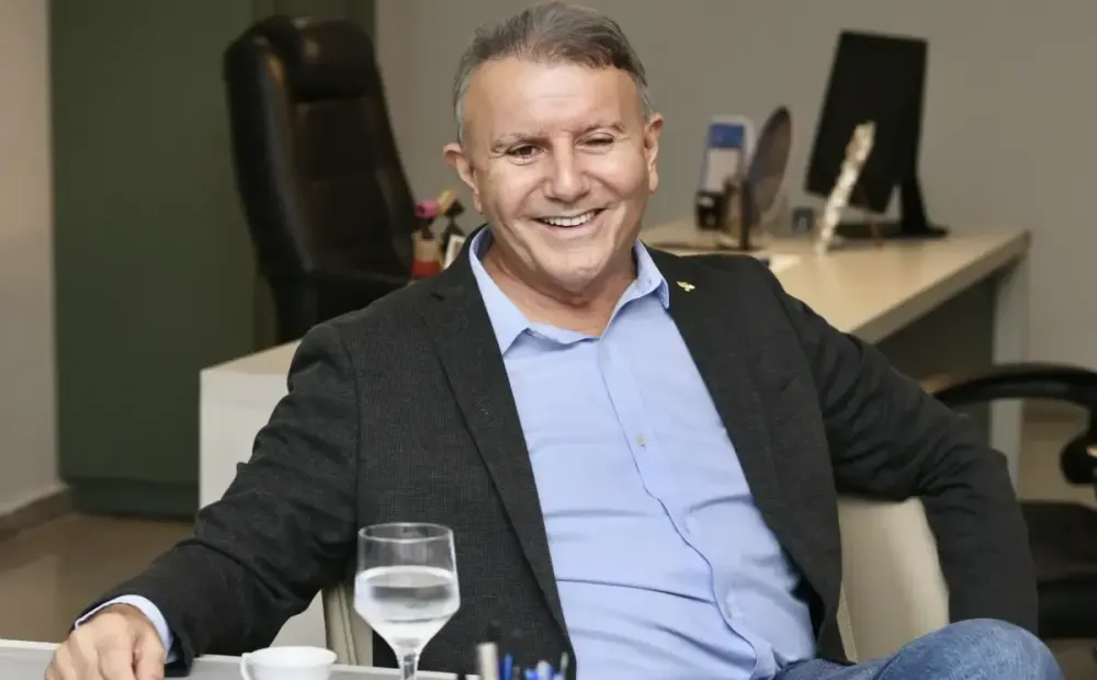 Eduardo Siqueira Campos anuncia que prefeitura tem dívida estimada em R$ 300 milhões e não fará Carnaval em Palmas