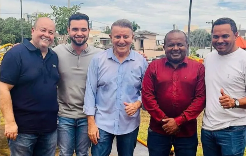 Vereador Joatan de Jesus participa da entrega de revitalização de praça na ARSO 31