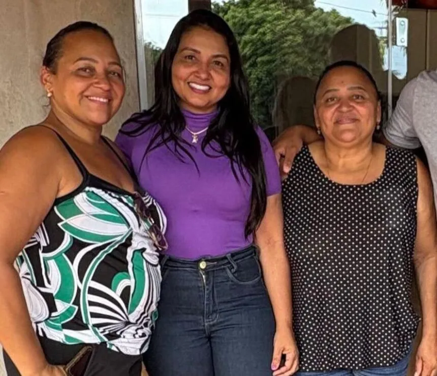 Filhas agradecem governador Wanderlei Barbosa e deputada Vanda Monteiro por homenagear Maria Batista que nomeia escola de Buritirana