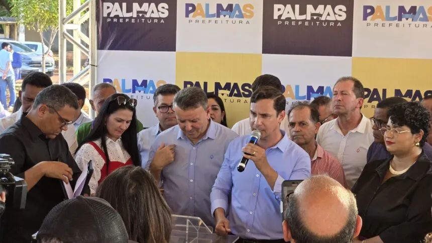 Vereador Pastor Manoel Bonfim prestigia melhorias no setor Santa Bárbara