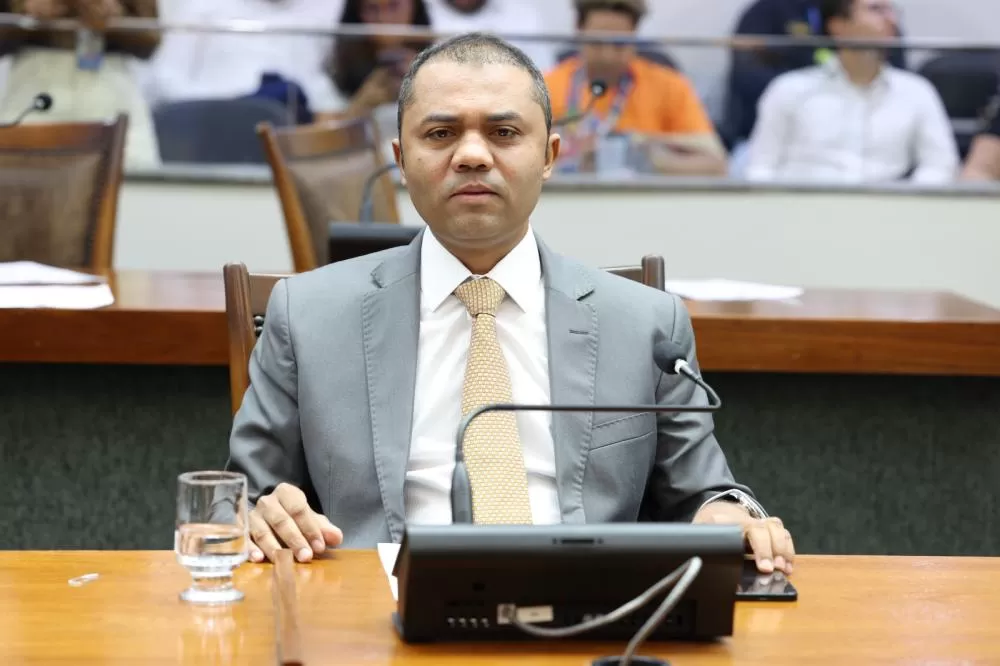 Deputado Moisemar Marinho requer implantação do curso de Ciências Contábeis na Unitins