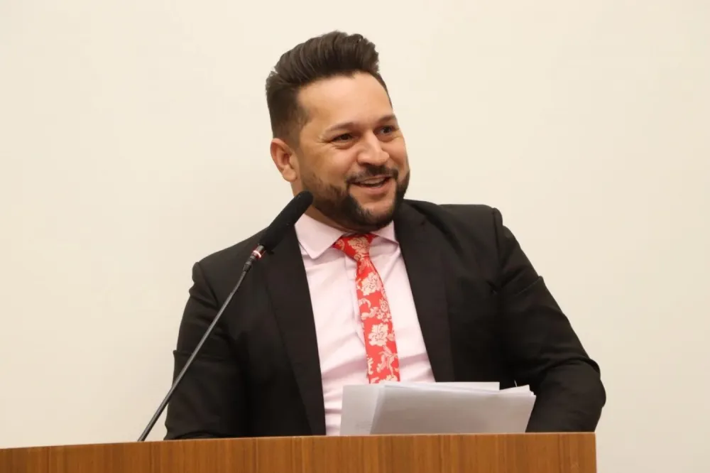 Rubens Uchôa Apresenta Projeto de Lei para Inclusão de alunos autistas na rede de ensino de Palmas