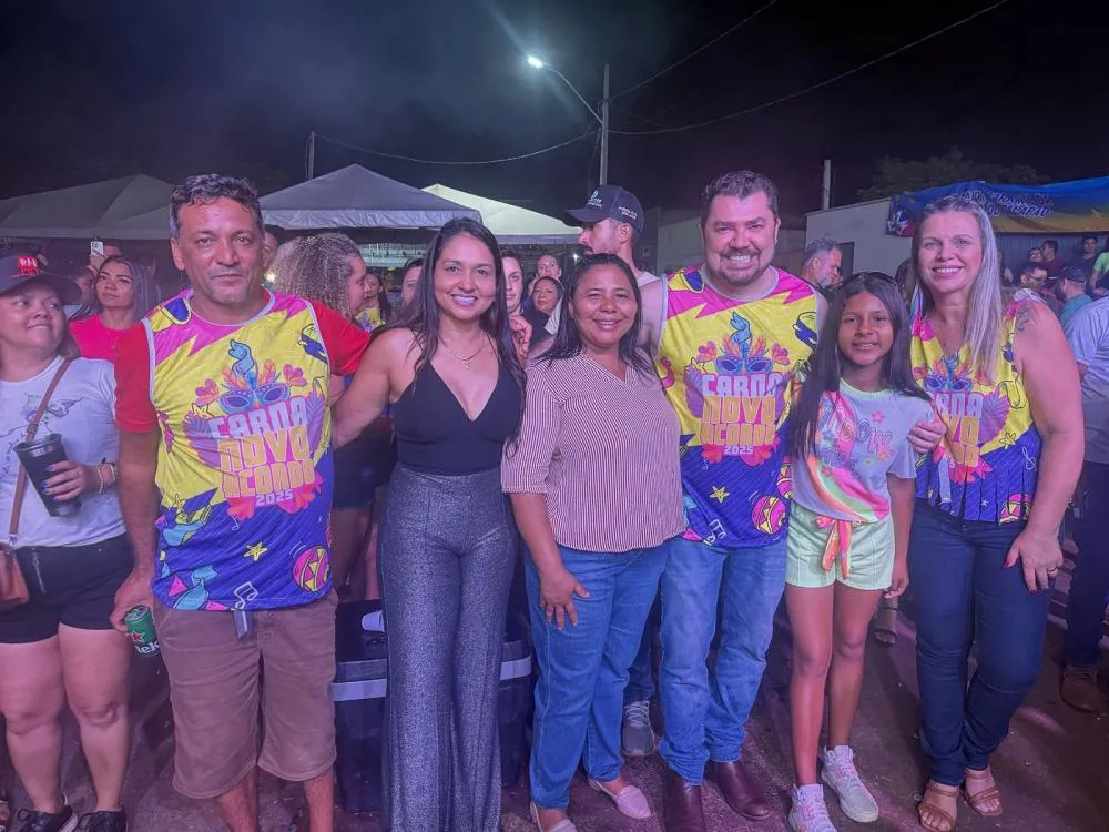 Vanda Monteiro prestigia carnaval de Novo Acordo ao lado do prefeito Mateus e do vice-prefeito Pedro Andrade
